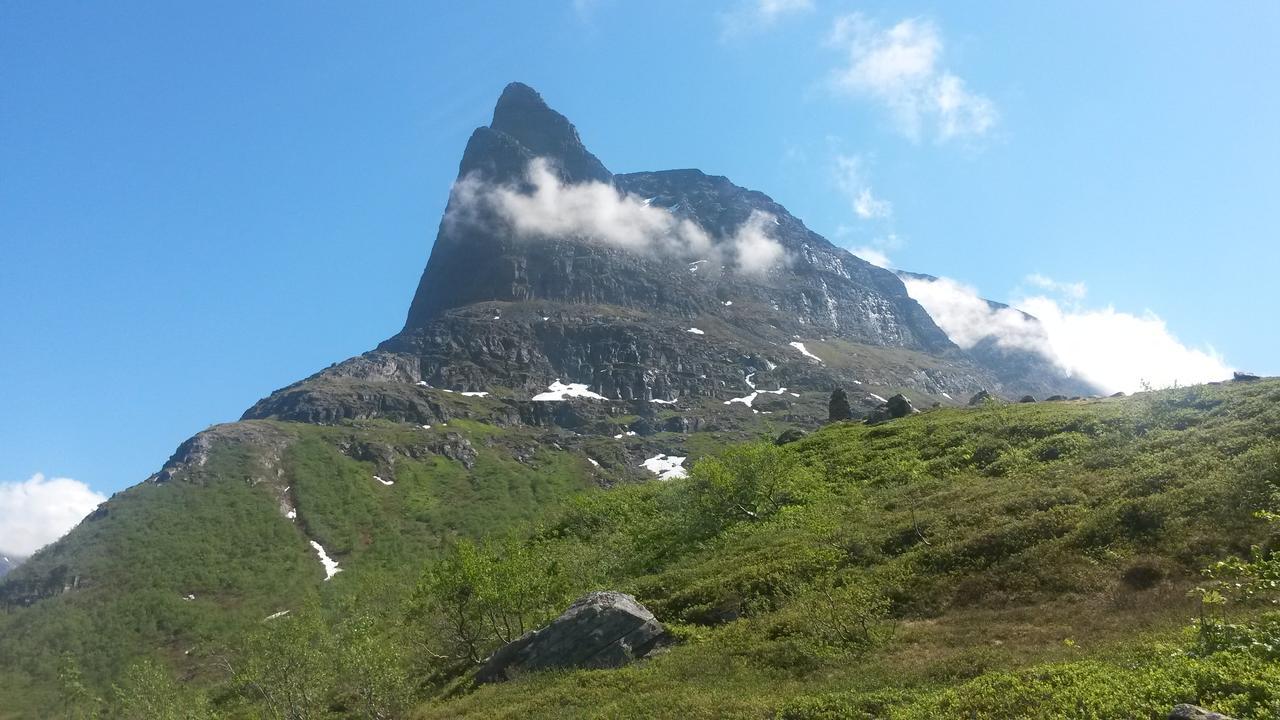 Phillipshaugen Lodge Oksendalsora Buitenkant foto